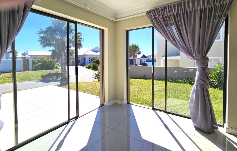 3 Bedroom Property for Sale in Marina Martinique Eastern Cape